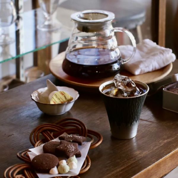 日本製 富士山錫器杯 300ml(含禮盒)_5色可選 madeinjapan 
杯盤組
日本製杯盤
日本製 
高品質 
日本職人手工製作 
和風禮品 
日式美學
Narumi
日本美學
日本錫器
錫器酒器組
日本紋案
櫻花
緣
吉祥如意
日本國寶設計 
高級感
限量禮品 
送禮首選 
日本傳統工藝 
精緻生活 
和風現代 
優雅禮品
奢華禮盒
日式風格
dior
Chanel
Hermes