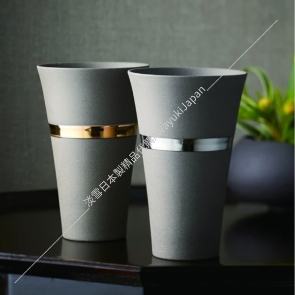 日本製 美濃燒 金屬風織帶 雙人對杯(含禮盒) madeinjapan 
杯盤組
日本製杯盤
日本製 
高品質 
日本職人手工製作 
和風禮品 
日式美學
Narumi
日本美學
ADERIA玻璃 
骨瓷藝術 
日本紋案
櫻花
緣
吉祥如意
鳥獸戲畫
日本國寶設計 
高級感
限量禮品 
送禮首選 
日本工藝 
精緻生活 
和風現代 
優雅禮品
奢華禮盒
日式風格
dior
Chanel