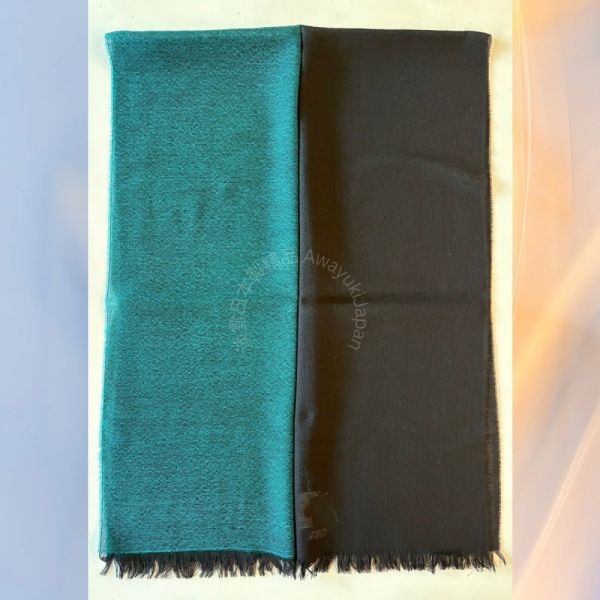 日本製 羊毛圍巾_北境寒光系列(Recto–Verso Wool)雙面圍巾-北境林綠 Vert Nordique & Noir (60x180cm) 男生圍巾 日本圍巾 日本披肩 保暖圍巾 圍巾
雙面圍巾
日本製圍巾
羊毛雙面圍巾
羊毛圍巾
情侶圍巾
型男圍巾
帥氣爆表
靚女圍巾
一條抵兩條
保暖圍巾
克什米爾
cashmere
日本代購
日本製代購
RectoVersomuffler
muffler
hermesmuffler
winteriscoming
甜美小姊姊風
氣質優雅女孩風
可甜可鹹
日本製
高品質
安心安全
安心安全日