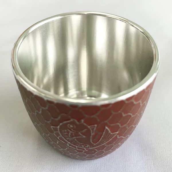 日本製 錫器清酒杯組(含禮盒) madeinjapan 
杯盤組
日本製杯盤
日本製 
高品質 
日本職人手工製作 
和風禮品 
日式美學
Narumi
日本美學
日本錫器
錫器酒器組
日本紋案
櫻花
緣
吉祥如意
日本國寶設計 
高級感
限量禮品 
送禮首選 
日本傳統工藝 
精緻生活 
和風現代 
優雅禮品
奢華禮盒
日式風格
dior
Chanel
Hermes