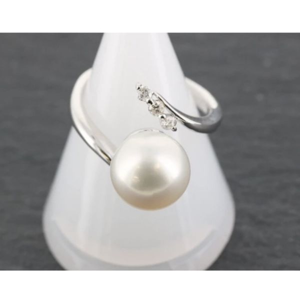 日本製 南洋白蝶珍珠戒指 pearlring
madeinjapan 
日本製
貴婦必備
貴氣
大溪地珍珠 
黑蝶珍珠 
日本製珠寶 
10mmpearl
高貴珍珠 
珍珠項鍊 
南洋珍珠 
奢華項鍊 
經典設計 
南洋珍珠戒指
南洋白蝶珍珠
南洋珍珠戒指
天然珍珠 
精緻工藝 
日本製珠寶 
珍珠 
精緻珠寶
chanel
mikimoto 
tasaki 
hermes