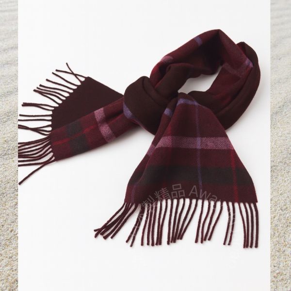 日本製 羊毛圍巾_Dualism Bordeaux（雙面波爾多）-酒紅色(32x156cm) 圍巾 男生圍巾 日本圍巾 條紋圍巾 雙面圍巾 圍巾
雙面圍巾
日本製圍巾
羊毛雙面圍巾
羊毛圍巾
情侶圍巾
型男圍巾
帥氣爆表
靚女圍巾
一條抵兩條
保暖圍巾
克什米爾
cashmere
日本代購
日本製代購
RectoVersomuffler
muffler
hermesmuffler
winteriscoming
甜美小姊姊風
氣質優雅女孩風
可甜可鹹
日本製
高品質
安心安全
安心安全日