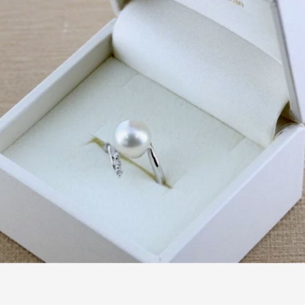 日本製 南洋白蝶珍珠戒指 pearlring
madeinjapan 
日本製
貴婦必備
貴氣
大溪地珍珠 
黑蝶珍珠 
日本製珠寶 
10mmpearl
高貴珍珠 
珍珠項鍊 
南洋珍珠 
奢華項鍊 
經典設計 
南洋珍珠戒指
南洋白蝶珍珠
南洋珍珠戒指
天然珍珠 
精緻工藝 
日本製珠寶 
珍珠 
精緻珠寶
chanel
mikimoto 
tasaki 
hermes