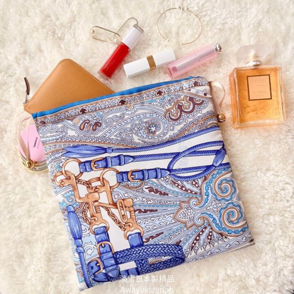 日本製 絲巾包_蔚藍之韻 Rhapsodie Bleue 日本絲巾 9090 絲巾 3way包包 多功能斜背包
男背包
日本製鞋背包
日本製男包
出國旅遊
出差旅遊包
機能公事包
型男必備
多功能包
日本型男
父親節禮物
帥氣
lexus
benz
bmw
tesla
日本代購
日本製代購
日本製珍珠項鍊
日本製珍珠手鍊
akoya珍珠
日本製
高品質
安心安全
安心安全日本製
貴婦
輕奢
tasaki
mikimoto