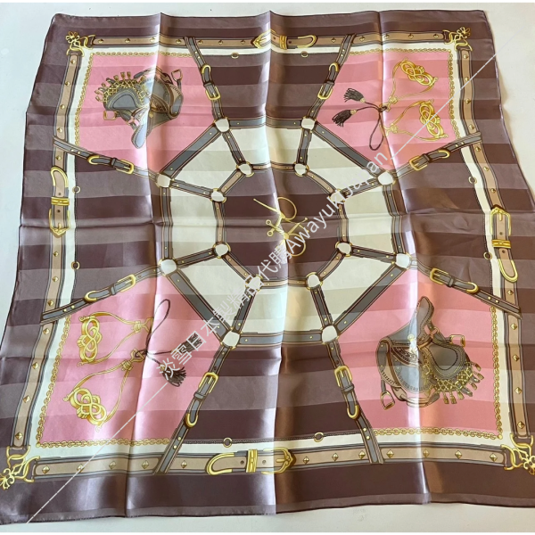 日本製 皇家馬鞍絲巾 絲巾
雙面圍巾
日本製絲巾
日本製圍巾
羊毛雙面圍巾
羊毛圍巾
一條抵兩條
保暖圍巾
克什米爾
silkscarf
scarf
hermesscarf
cashmere
日本代購
日本製代購
RectoVersomuffler
muffler
hermesmuffler
winteriscoming
甜美小姊姊風
氣質優雅女孩風
可甜可鹹
日本製
高品