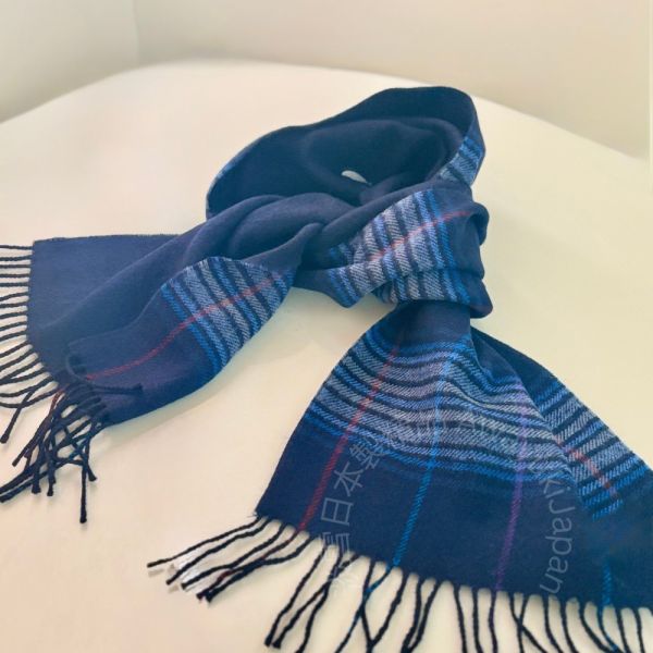 日本製 羊毛圍巾_Dualism Indigo（雙面靛藍）-靛藍色(32x156cm) 圍巾 男生圍巾 日本圍巾 條紋圍巾 雙面圍巾 圍巾
雙面圍巾
日本製圍巾
羊毛雙面圍巾
羊毛圍巾
情侶圍巾
型男圍巾
帥氣爆表
靚女圍巾
一條抵兩條
保暖圍巾
克什米爾
cashmere
日本代購
日本製代購
RectoVersomuffler
muffler
hermesmuffler
winteriscoming
甜美小姊姊風
氣質優雅女孩風
可甜可鹹
日本製
高品質
安心安全
安心安全日