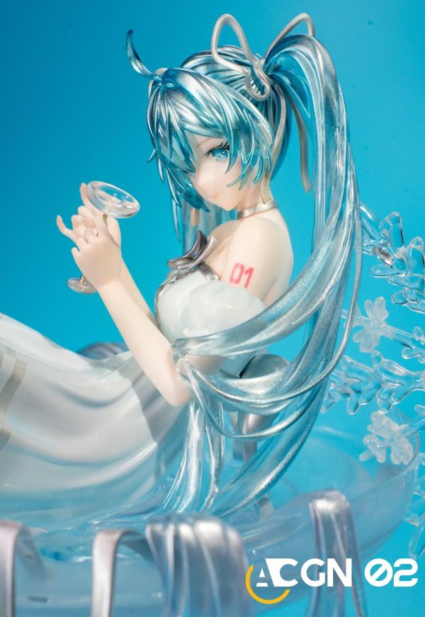 【預購】ACGN 02 > 初音未來 > 1/7 雪未來&夏日未來 ACGN 02,初音未來,雪未來,夏日未來,GK,玩具,收藏,擺件,模型,公仔,人偶,手辦,動漫