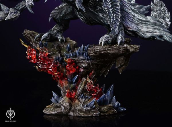 【補款】Edge-Studio > 魔物獵人 > 鎖刃龍 進擊的巨人,坐姿艾連,艾連,GK,玩具,模型,雕像,共鳴
