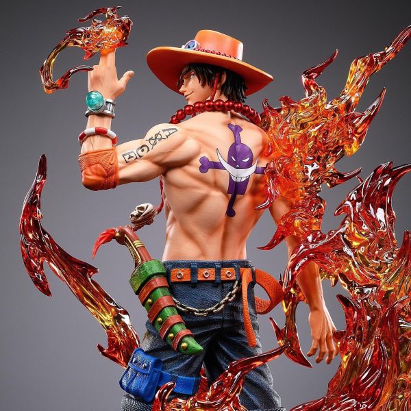 【海外現貨】 LX流星 > 海賊王 > 航海王白鬍子海賊團第二隊隊長 回眸艾斯 NIKKE勝利女神妮姬,小紅帽,荒誕紅,Hobbysakura,手機遊戲,手遊,GK,玩具,模型,