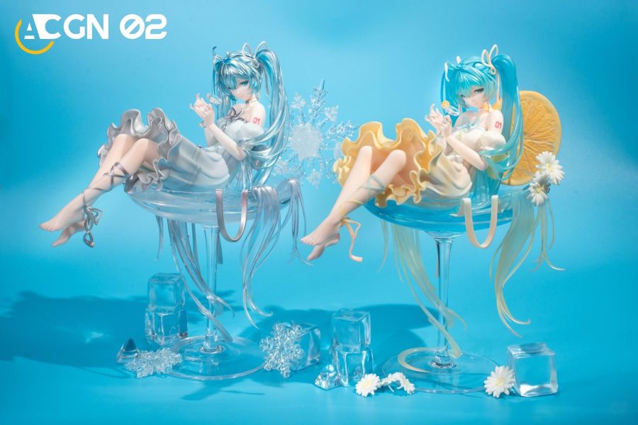 【預購】ACGN 02 > 初音未來 > 1/7 雪未來&夏日未來 ACGN 02,初音未來,雪未來,夏日未來,GK,玩具,收藏,擺件,模型,公仔,人偶,手辦,動漫