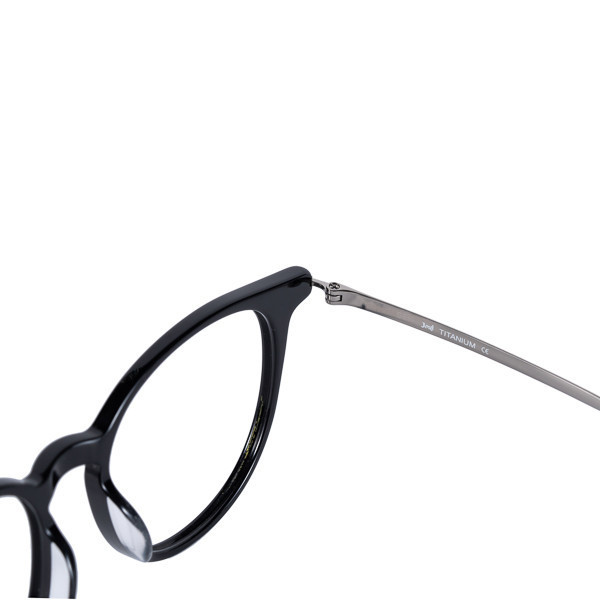 MF01 / GLOSSY BLACK C1 鈦金屬眼鏡,板材眼鏡,攝影靈感眼鏡設計,創新時尚眼鏡,台灣精品眼鏡品牌,時尚輕量眼鏡,精品眼鏡設計,輕便時尚眼鏡,光學眼鏡,墨鏡