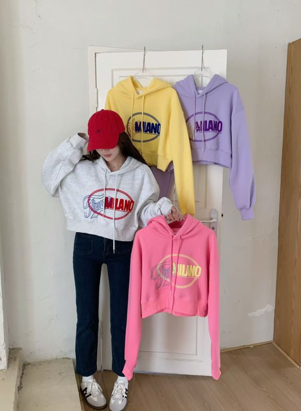 05113005｜秋冬〃3185Milano短版帽T｜F 短版衛衣
連帽衛衣
刷毛帽T
高腰顯瘦
韓系上衣
秋冬女裝
短版帽T
修身衛衣
百搭上衣
MILANO帽T