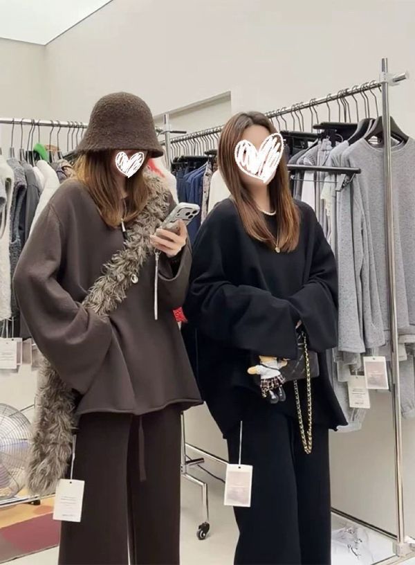 05111404┃秋冬〃9898包芯紗寬鬆捲邊針織衫┃F 寬袖針織衫

包芯紗上衣

寬鬆針織上衣

慵懶風針織

秋冬針織衫

顯瘦針織上衣

捲邊針織

女裝針織衫

高磅針織

八色針織

寬版上衣

針織造型上衣