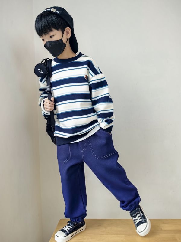 05112604｜CF冬〃CT669銀狐絨條紋T｜120-175 加絨衛衣
兒童條紋衛衣
男童加絨上衣
女童刷毛上衣
秋冬保暖長袖
兒童厚款T恤
120-175 衛衣
韓系兒童服裝
男童長袖
女童長袖
冬季保暖衣
寬鬆版衛衣