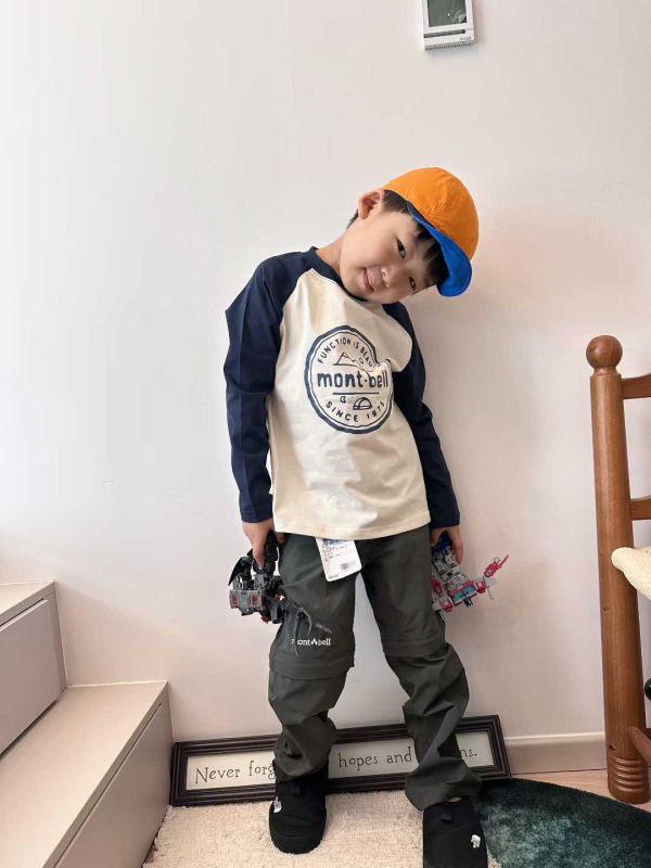 05111303┃秋冬〃撞色山系印花T┃90-150/M-L 兒童上衣, 童裝長袖, 拼色上衣, montbell 風, 戶外風童裝, 休閒童T, 90-150, 男童上衣, 女童上衣, 字母印花T, 秋冬童裝, 韓版童裝, Raglan袖, 棒球袖上衣