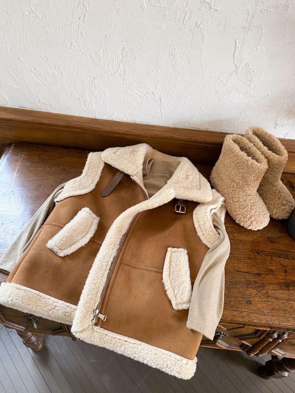 05111703｜TC家冬〃羊羔毛復古背心｜110-160 童裝背心
兒童背心
羊羔毛背心
保暖背心
加厚背心
女孩背心
男童背心
韓版背心
冬季背心
加絨背心
毛毛背心
仿皮毛一體
兒童外套
中大童背心
110-160童裝