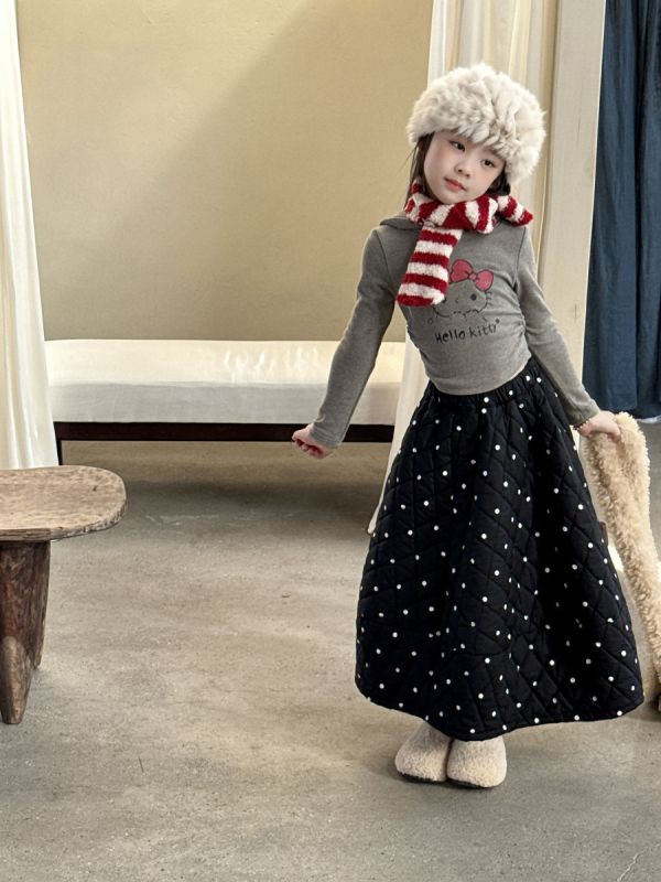 05120302｜小瑜家秋冬〃三色奧絨KT印花短版連帽T｜90-150 童帽T, 短版上衣, 加厚刷毛, 冬季童裝, 女童上衣, 保暖帽T, 可愛童裝, 秋冬上衣, 90-150童裝