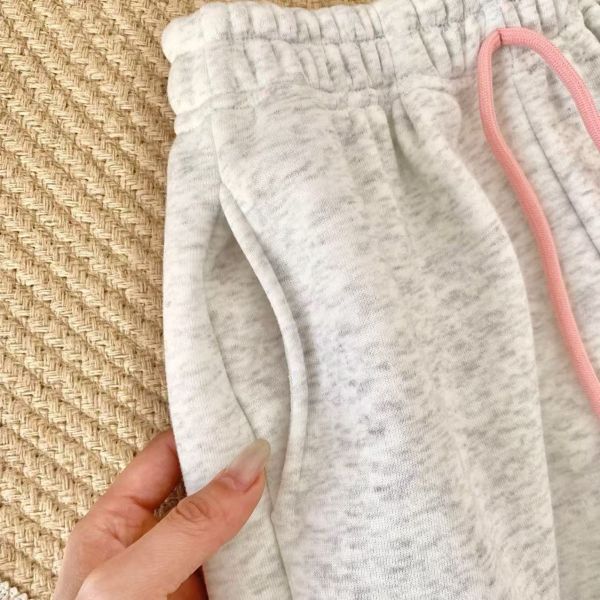 05111702｜秋冬〃1114六色撞色腰繩褲｜130-170 中大童加絨褲

內刷毛長褲

兒童保暖長褲

男女童衛褲

130-170 衛褲

加厚保暖褲

秋冬棉褲

撞色腰繩褲

兒童寬鬆長褲

兒童休閒褲

直筒衛褲

保暖休閒褲