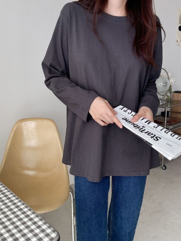 韓┃AMI〃四色純色素T┃F 素色長袖, 棉質打底上衣, 圓領長袖, 修身長袖, 基本款上衣, 秋冬打底, 女生休閒穿搭, 彈性棉質, 居家上衣, 百搭長袖