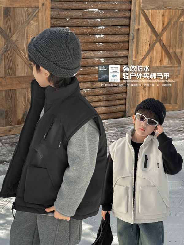 05111115┃HAI家秋冬〃CG01兩色夾棉工裝背心┃110-170 童裝背心, 童裝馬甲, 鋪棉背心, 加厚背心, 大陸製童裝, 韓系童裝, 保暖背心, 秋冬外套, 男童女童外套, 立領馬甲, 防風防潑背心, 厚款童裝, 冬季童裝馬甲, 羽絨替代背心, 時尚百搭童裝**