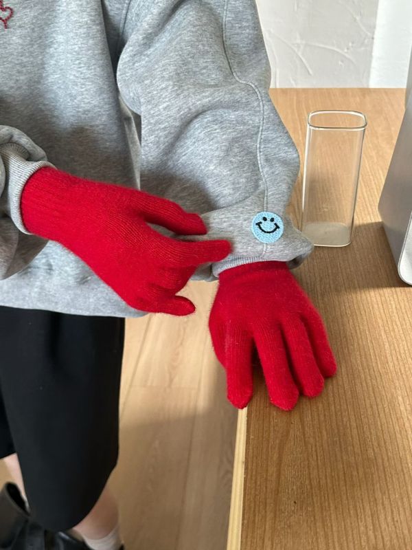 05113003｜YUAN〃3187繡字MINI袖口笑臉上衣｜F 刷毛衛衣
刺繡衛衣
圓領上衣
秋冬女裝
顯瘦寬鬆
百搭上衣
內刷毛
英文刺繡
大學T
保暖上衣