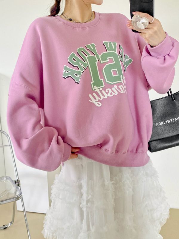 韓┃N9〃三色加絨數字61大學T┃F 韓國風大學T, 女生加絨上衣, NEW YORK衛衣, 字母印花上衣, 寬鬆圓領T, 韓系穿搭, 加厚衛衣, 女裝秋冬上衣, 奶白衛衣, 粉紫衛衣, 寶藍上衣, 韓系學院風, 大陸製女裝, 保暖長袖T, 女生寬鬆上衣
