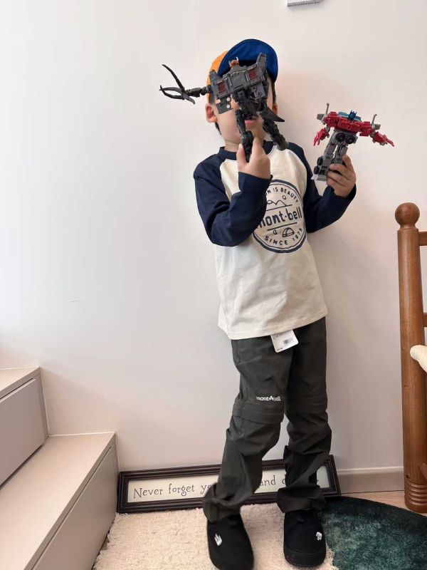 05111303┃秋冬〃撞色山系印花T┃90-150/M-L 兒童上衣, 童裝長袖, 拼色上衣, montbell 風, 戶外風童裝, 休閒童T, 90-150, 男童上衣, 女童上衣, 字母印花T, 秋冬童裝, 韓版童裝, Raglan袖, 棒球袖上衣