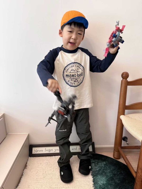 05111303┃秋冬〃撞色山系印花T┃90-150/M-L 兒童上衣, 童裝長袖, 拼色上衣, montbell 風, 戶外風童裝, 休閒童T, 90-150, 男童上衣, 女童上衣, 字母印花T, 秋冬童裝, 韓版童裝, Raglan袖, 棒球袖上衣