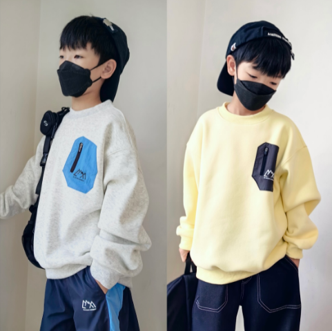 05112608｜CF冬〃CT668兩色拼色加絨工裝口袋T｜120-175 兒童衛衣
加絨上衣
奧粒絨
口袋衛衣
秋冬保暖
厚款衛衣
男童上衣
女童上衣
中性衛衣
韓系童裝
寬鬆版衛衣
學生衛衣
兒童長袖
親子裝上衣
戶外風上衣
撞色口袋衛衣