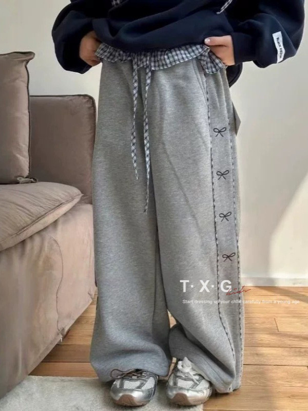 05121108｜TXG家秋冬〃2308兩色加絨蝴蝶結邊運動褲｜110-170 女童寬褲
女童長褲
女童假兩件褲
蝴蝶結寬褲
女童休閒褲
秋冬加厚長褲
女童百搭褲
格紋假兩件褲
TXG女童裝
韓版女童褲
女童寬鬆運動褲