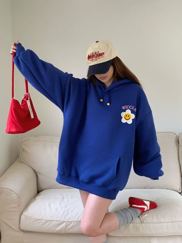 05113007｜秋冬〃3176前後印花刺繡大花連帽T｜F 小花衛衣
刷毛帽T
連帽衛衣
可愛上衣
療癒系穿搭
秋冬女裝
寬鬆顯瘦
百搭帽T
內刷毛
長袖上衣