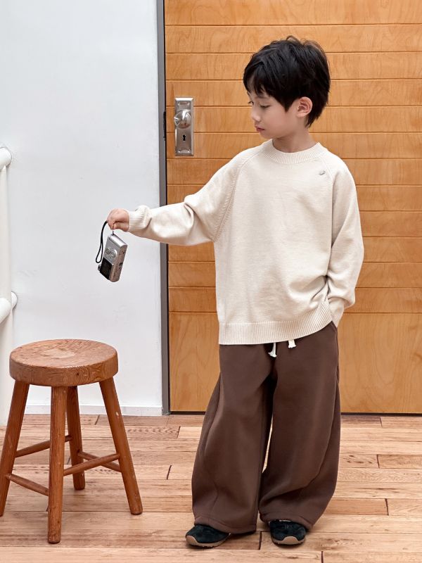 05110309┃MIC秋冬〃3171四色纖絨紗純色毛衣┃100-160 - 兒童毛衣
- 抗起球針織衫
- 親膚不扎毛衣
- 秋冬童裝推薦
- 針織上衣 100–170
- 男童女童毛衣
- 質感童裝
- 保暖童裝
- 兒童毛衣穿搭
- 柔軟彈力毛衣