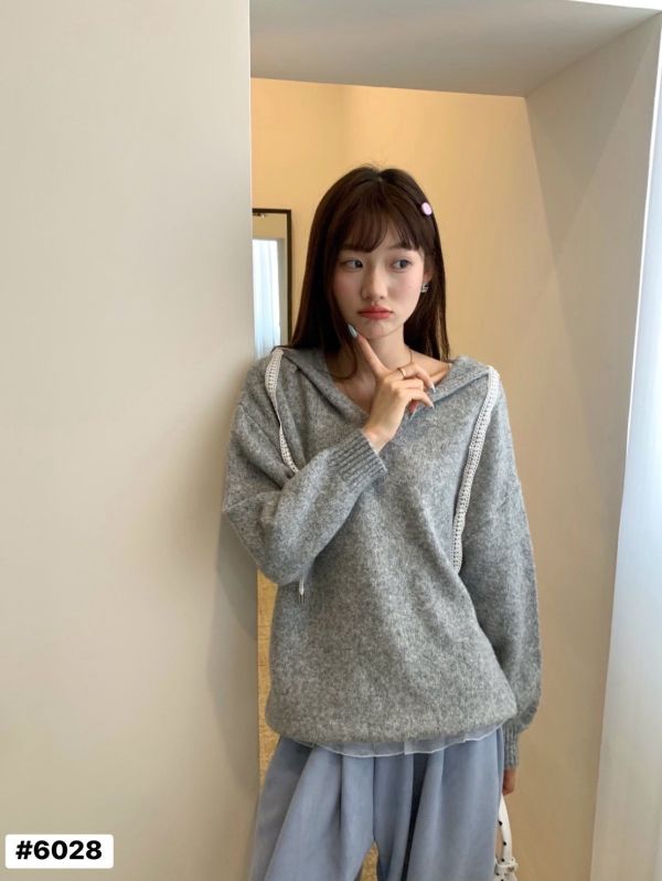 05112207｜秋冬〃6028三色蕾絲抽繩針織連帽衫｜F 連帽針織, V領毛衣, 抽繩上衣, 寬鬆針織, 韓系毛衣, 秋冬上衣, 紫色針織, 奶白毛衣, 灰色毛衣, 卡其毛衣, 休閒針織