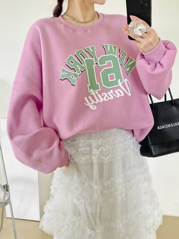 韓┃N9〃三色加絨數字61大學T┃F 韓國風大學T, 女生加絨上衣, NEW YORK衛衣, 字母印花上衣, 寬鬆圓領T, 韓系穿搭, 加厚衛衣, 女裝秋冬上衣, 奶白衛衣, 粉紫衛衣, 寶藍上衣, 韓系學院風, 大陸製女裝, 保暖長袖T, 女生寬鬆上衣