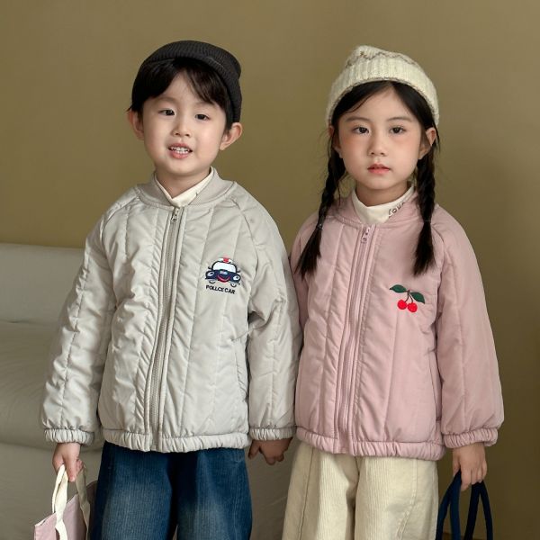 05111603┃兄妹家秋冬〃250671五色夾棉加絨外套┃80-150 兒童絎縫外套

兒童夾棉外套

兒童保暖外套

輕暖童外套

刺繡外套童裝

櫻桃外套

車車外套

愛心外套

雲朵外套

男童外套

女童外套

80-150童裝

冬季外套童裝

防風保暖外套