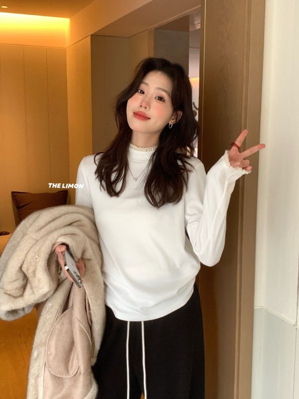 05112203｜LEMON〃9381蕾絲邊加絨高領打底衫｜F 加絨打底衫, 加厚打底, 蕾絲上衣, 氣質內搭, 保暖內搭, 秋冬上衣, 高領打底, 女裝內搭, 四色打底衫, 韓系打底衫, 百搭內搭, 氛圍感穿搭