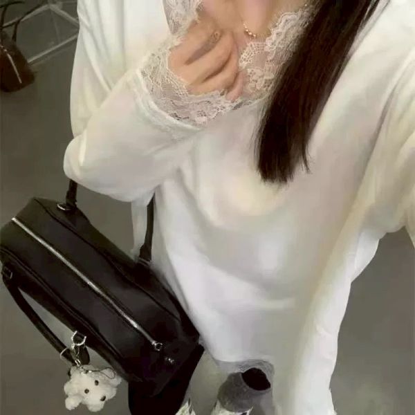 05112803｜秋冬〃5212V領蕾絲下擺内刷毛暖暖上衣｜F 蕾絲上衣、內刷毛、加厚保暖、女裝長袖、秋冬打底、圓領上衣