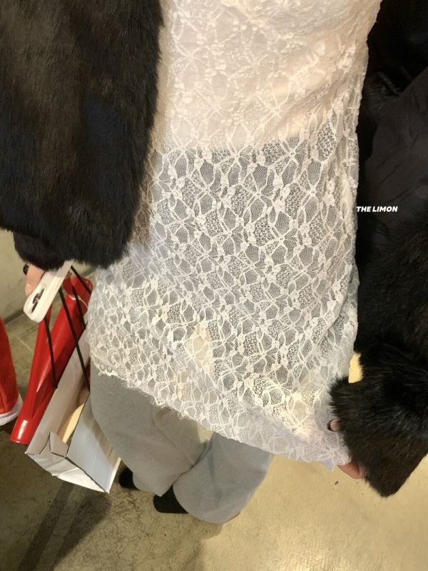 05120701｜LEMON〃8221韓系層次感蕾絲吊帶裙｜F 蕾絲洋裝, 細肩帶洋裝, 韓系洋裝, 透膚洋裝, 內搭洋裝, 網紗裙, 長洋裝, 白色洋裝, 氣質裙, 百搭洋裝, 春夏穿搭
