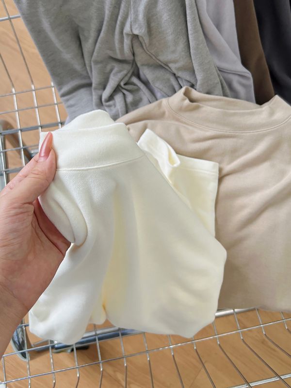 05112901｜RJ秋冬〃8726七色小立領天絲羊毛內搭衫｜M-L 棉羊毛打底衫
天絲上衣
高彈內搭
秋冬保暖衣
ML打底衫
棉羊毛天絲
百搭上衣
內搭長袖