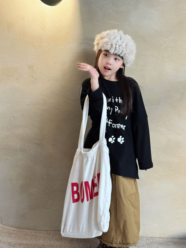 05120306｜小瑜家秋冬〃兩色小狗印花長版T｜90-150 女童上衣, 狗狗童裝, 印花童T, 長袖T恤, 秋冬童裝, 黑白童裝, 休閒童裝, 可愛上衣, 日系童裝, 童裝長袖