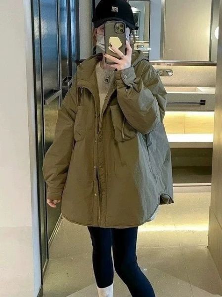 05112102｜秋冬〃9928率性口袋設計感連帽鋪棉外套｜F 連帽外套
9928 外套
棉棉外套
秋冬外套
女裝連帽衣
寬鬆外套
防風外套
保暖外套
休閒風外套
百搭外套
韓系外套
寬版上衣
落肩外套
黑色外套
綠色外套
卡杏外套