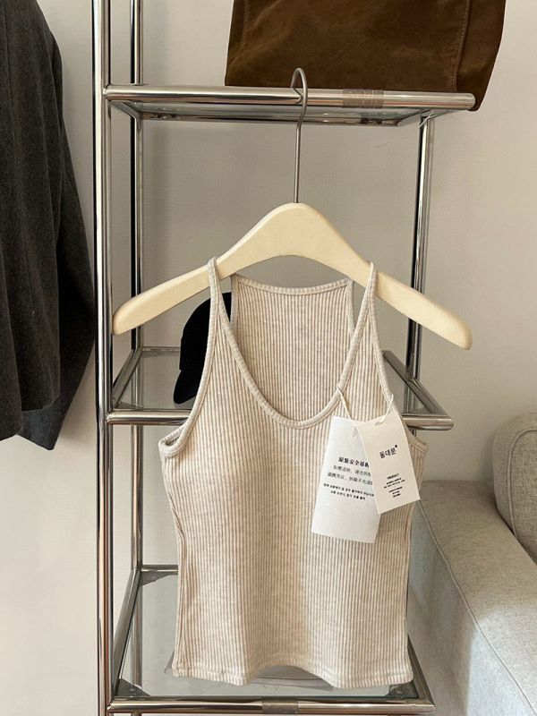 05110406┃秋冬〃8927V領慕雪背心 - 女裝針織背心
- 高彈性背心
- 春夏內搭上衣
- 秋冬層次穿搭
- 均碼女裝
- 摩卡色背心
- 暖黃針織衫
- 韓系簡約風
- 東大門女裝
- 百搭無袖上衣