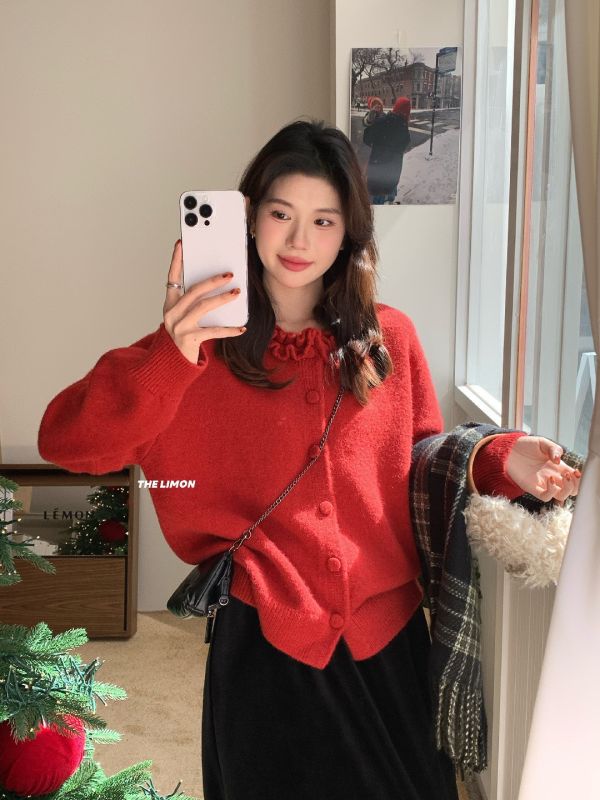 05120703｜LEMON〃6903木耳邊溫柔開衫毛衣｜F 荷葉領針織, 針織外套, 開衫外套, 木耳邊上衣, 韓系女裝, 顯瘦外套, 短版外套, 氣質穿搭, 甜美針織