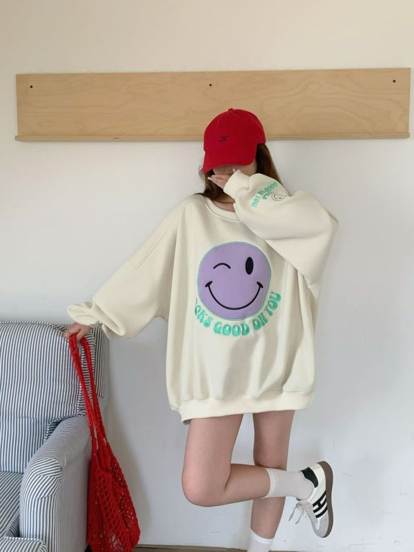 05113004｜秋冬〃3186袖口繡字大圓臉上衣｜F 笑臉衛衣
刷毛大學T
寬鬆顯瘦
秋冬女裝
百搭上衣
印花衛衣
素色衛衣
保暖上衣
韓版衛衣
休閒穿搭