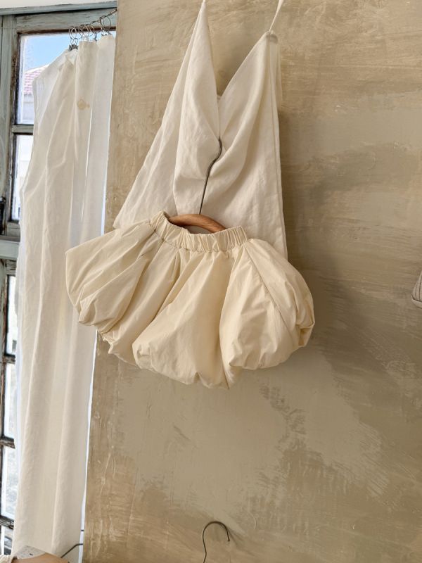 05120212｜小瑜家秋冬〃燈籠花苞短裙｜90-150 童裝蓬蓬裙, 氣球裙, 公主澎裙, 冬季童裙, 蓬裙穿搭, 童裝裙子, 絲襪內搭, 保暖童裙, 中小童洋裝, 90-150童裝