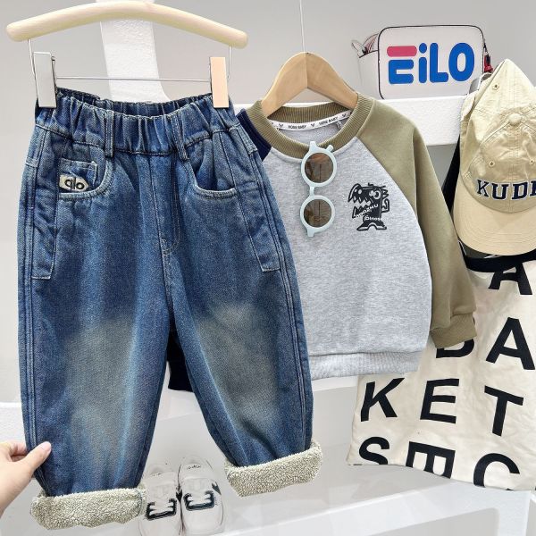 05111902｜KACA家冬〃11301兩色白標加絨牛仔褲 兒童牛仔褲
加絨牛仔褲
兒童加厚褲
羊羔絨褲
兒童保暖長褲
加絨保暖褲
男童牛仔褲
女童牛仔褲
厚款牛仔褲
內刷毛牛仔褲
冬季褲子
兒童寬鬆褲
加厚羊羔絨
暖褲 兒童
小孩牛仔褲
不挑身型褲
100 110 120 130 140 150
兒童秋冬褲
兒童百搭褲