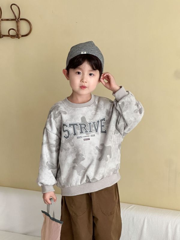 05073106┃兄妹家秋〃250600兩色迷彩字母T┃80-150┃250810結單 
