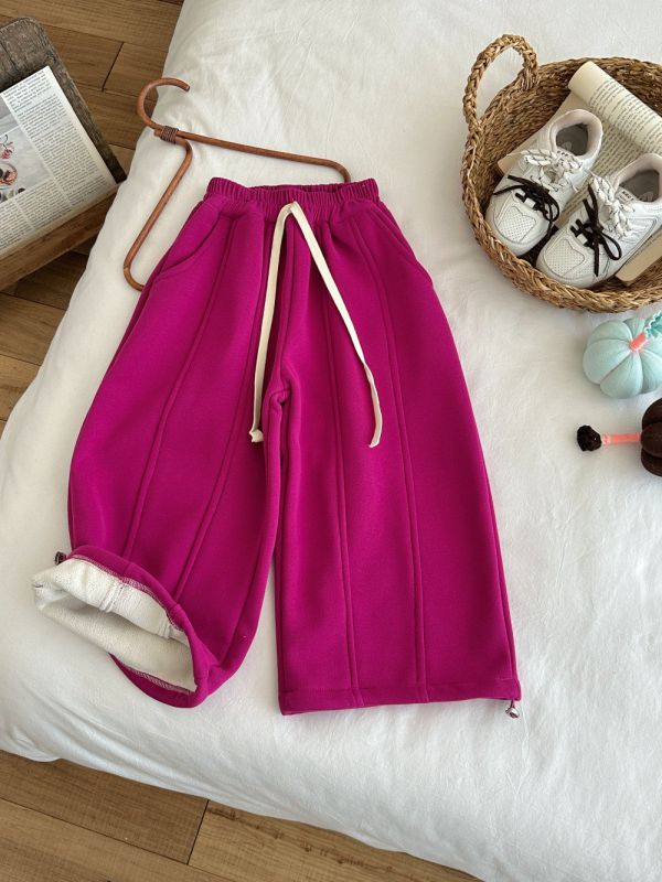 05120202｜KUMAI秋冬〃D299七色加絨抽繩運動褲｜100-160 童褲, 兒童長褲, 加絨童褲, 刷毛童褲, 冬季童褲, 保暖長褲, 童裝褲子, 抽繩長褲, 寬版童褲, 兒童棉褲, 厚刷毛褲, 多色童褲, 男童褲, 女童褲, 90-150cm童裝