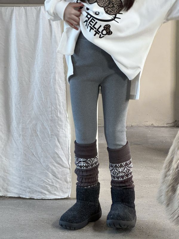 05120210｜小瑜家秋冬〃三色加絨襪套內搭褲｜90-150 童裝打底褲, 女童內搭褲, 加絨打底褲, 襪套褲, 圖騰內搭, 韓系童裝, 秋冬童褲, 保暖褲, 絲襪褲, 90-150童褲