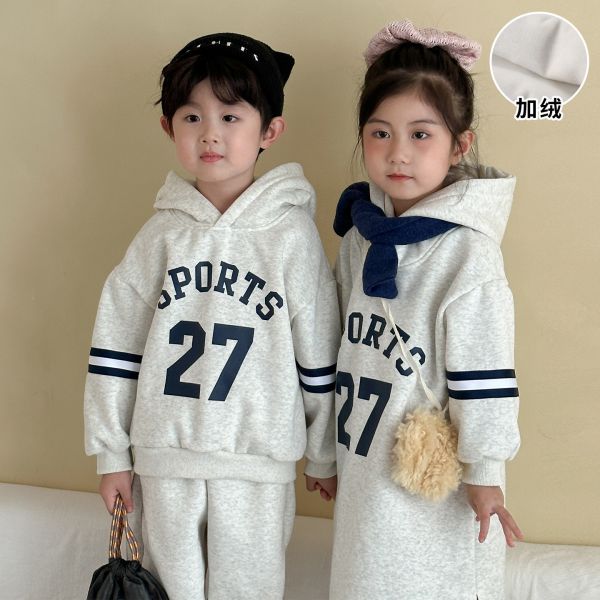 05111410┃兄妹家秋冬〃250640數字加絨連帽T/裙┃80-150 兒童加絨套裝

兒童連帽套裝

SPORTS字母童裝

男童加絨上衣褲子

女童加絨洋裝

兒童運動套裝

冬季童裝套裝

兒童加厚套裝

80-150童裝

兒童連帽衛衣

姐弟裝

兄妹裝